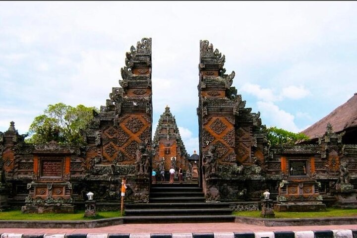 Full Day Private Guided Tour in Bali - Image 1