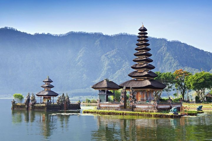 Full Day Private Tour in North Bali with Free WiFi - Image 1