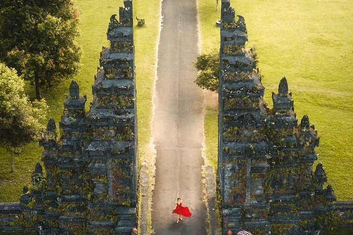 Full Day Private Tour in North Bali with Free WiFi - Image 2