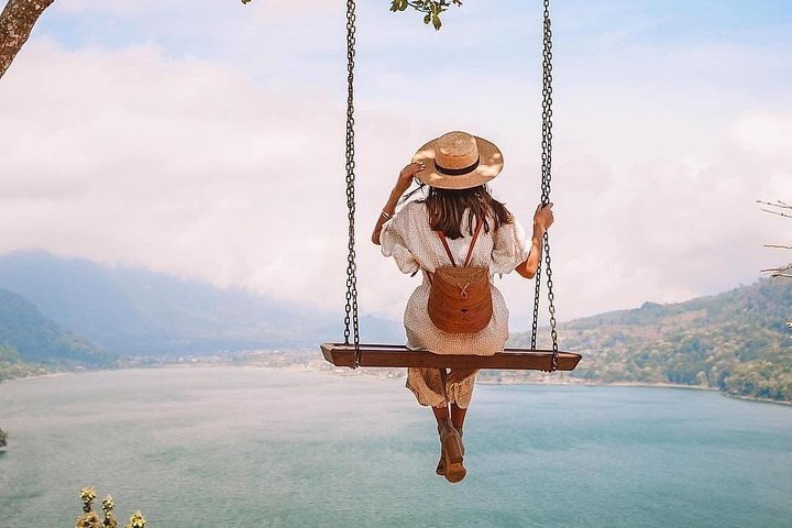 Full Day Private Tour in North Bali with Free WiFi - Image 4