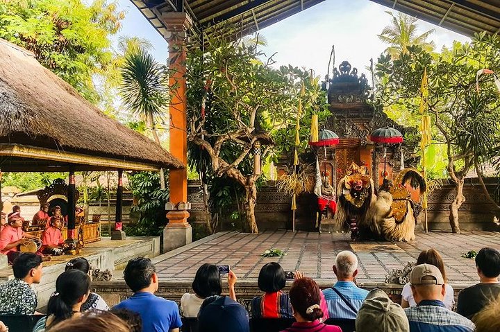 HOLY TOUR - Gunung Kawi & Tirtha Empul Tour - Image 2