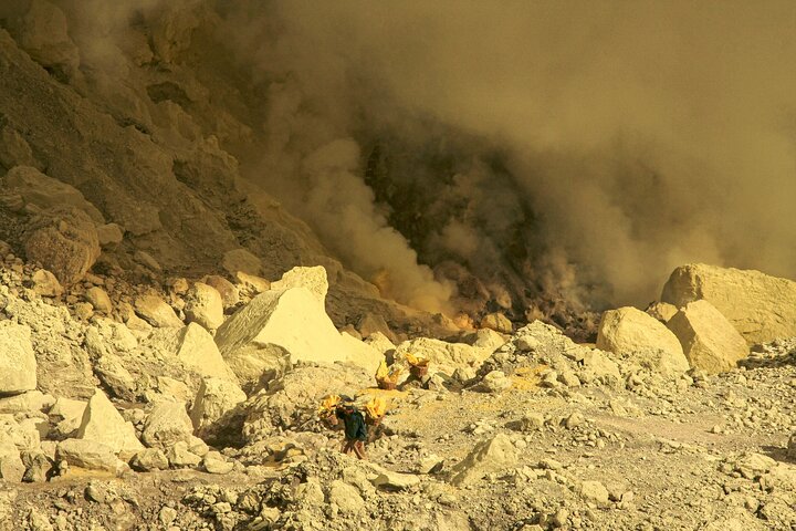Ijen Bluefire Tour Start and Finish Bali - Image 5