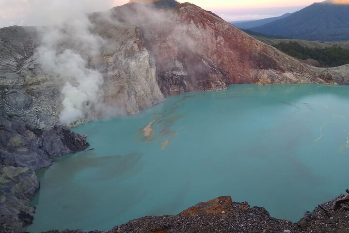 Ijen Crater Tour From Bali 1 Day - Image 3