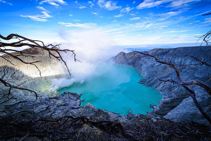 Ijen Crater Tour From Bali 1 Day - Image 1