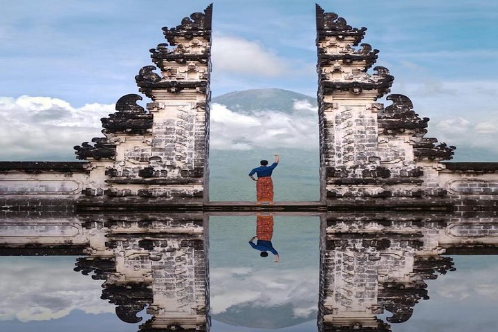 Lempuyang Heaven Gate Tour  - Image 1