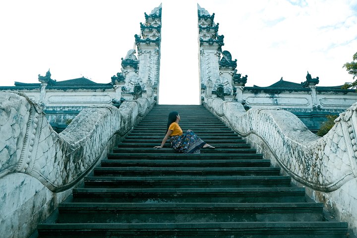 Lempuyang Temple Heaven's Gate, Tirta Gangga & Taman Ujung - Image 2