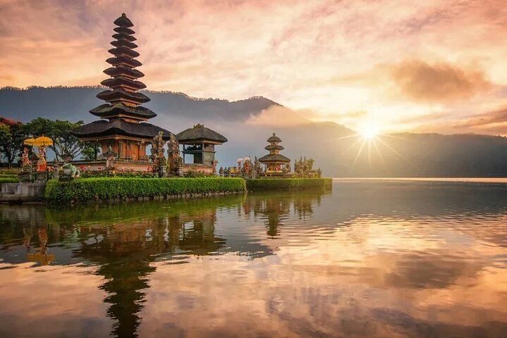  Northern Bali Highlight and Tanah Lot Temple Tour -All Inclusive - Image 1