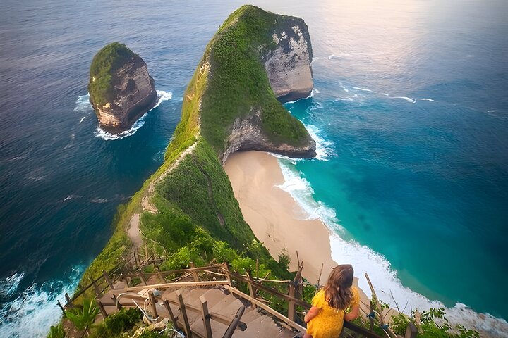One Day Nusa Penida Island Beach Tour  - Image 1