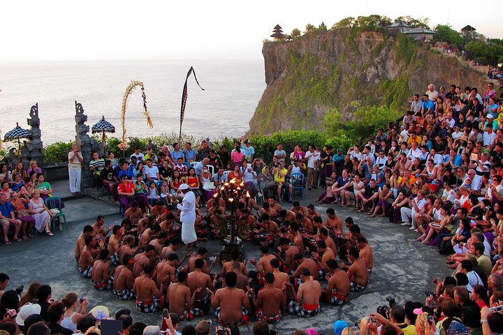 Padang-padang Beach and Kecak Firedance at Uluwatu Temple - Image 5
