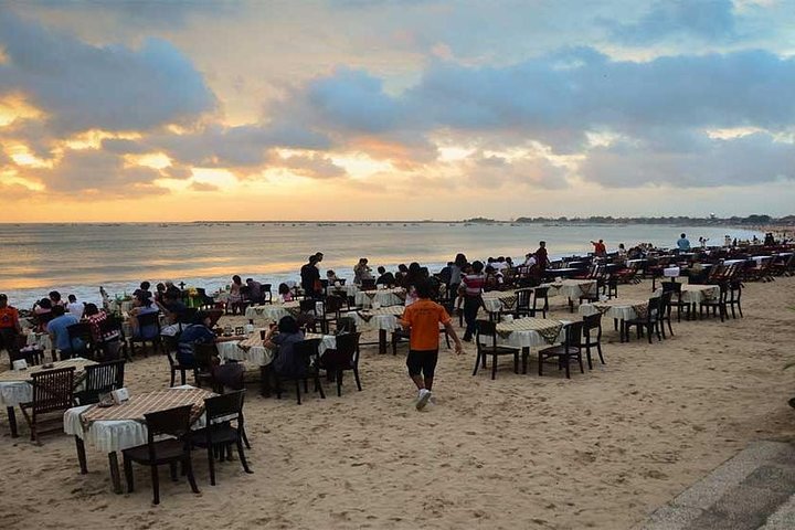 Padang-Padang Beach,UluwatuTemple-Kecak-Dance&Dinner at Jimbaran  - Image 5