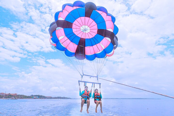 Parasailing Adventure - Image 3