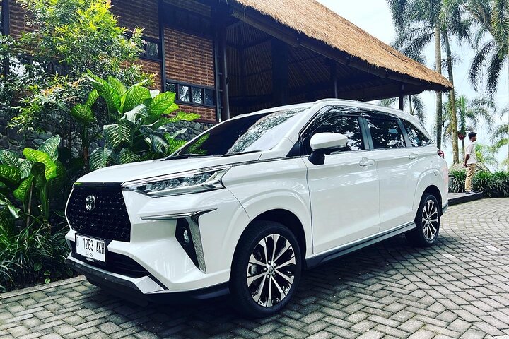 Private Car Charter in Bali with an English-speaking Driver - Image 1