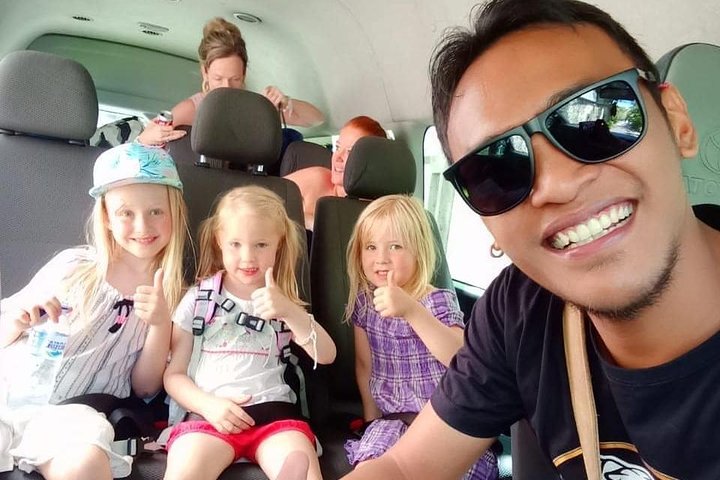 Private Car Charter in Bali with Baby Seat - Image 3