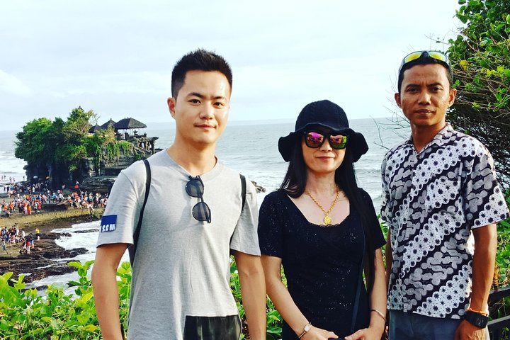 South Bali Uluwatu and Tanah Lot Temple Tour - Image 4