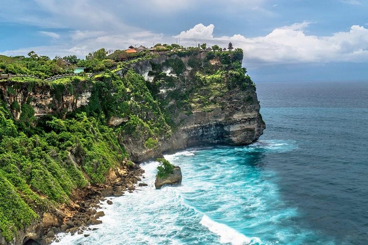 South Bali & Uluwatu Tour - Image 1
