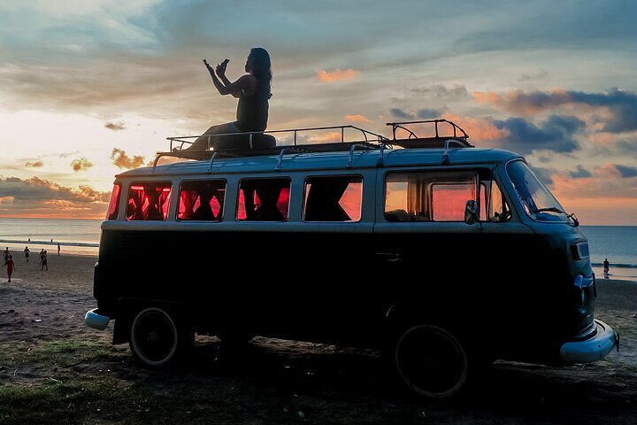Sunset Picnic Private Tour with VW Combie Classic - Image 2