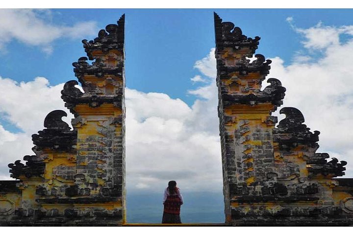 Tour Gate of Heaven at Lempuyang Temple - Blue Lagoon Snorkeling with lunch - Image 3