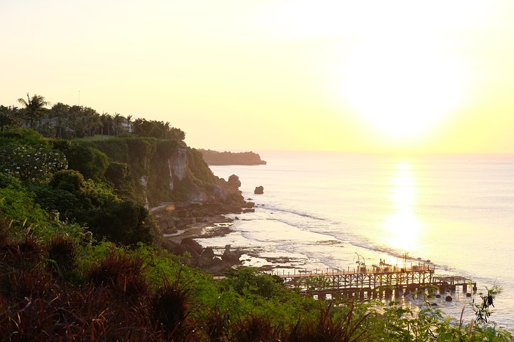 Uluwatu Sunset, Kecak Dance and Jimbaran Seafood Dinner - Image 5