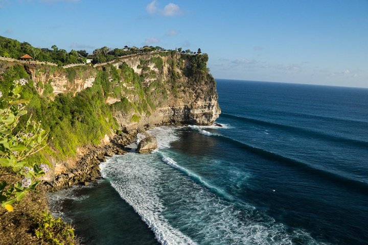 Uluwatu Sunset, Kecak Dance and Jimbaran Seafood Dinner - Image 2