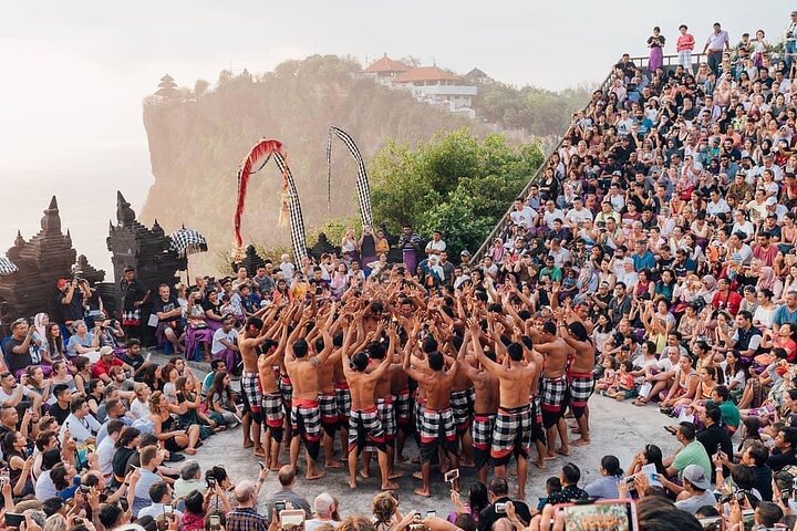 Uluwatu Sunset Tour & Kecak Fire Dance - Image 5