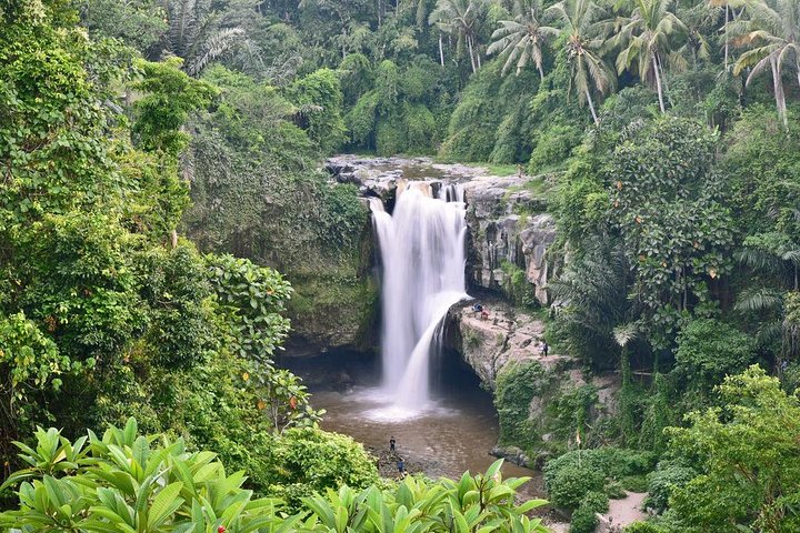 Waterfall tour in Bangli - Image 4