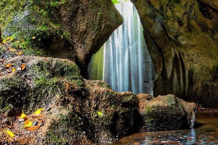 Waterfall tour in Bangli - Image 2
