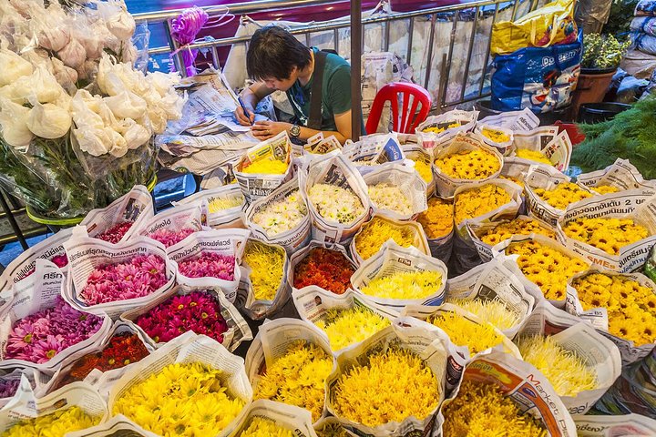 Bangkok Shopping, Massage & Food Tasting : Shore Excursion from Khlong Toei Port - Image 5