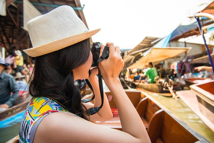Private Tour: Amphawa Floating Market & Maeklong Railway Market - Image 1