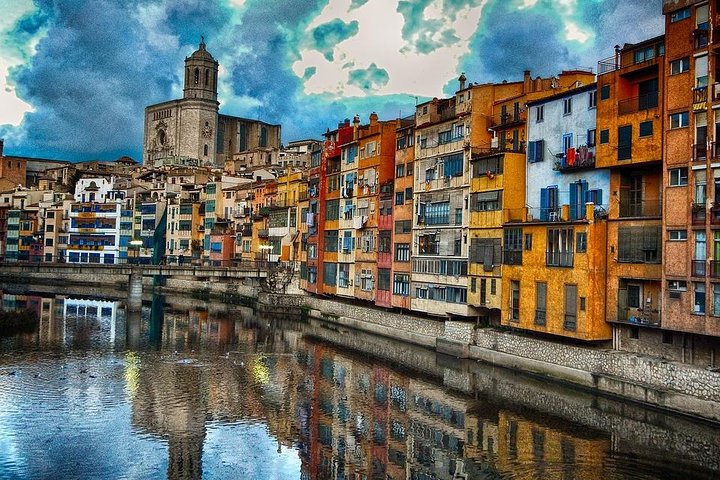6-Hour Private tour of Girona from Barcelona with hotel pick up and drop off - Image 1