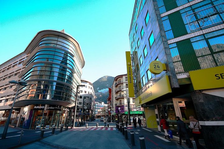 Andorra Private Tour from Barcelona with hotel pick up & drop off - Image 4