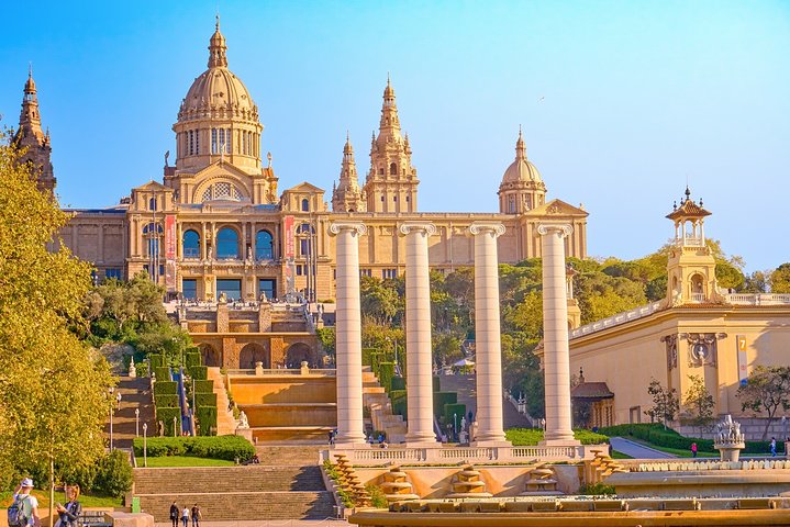 Barcelona Highlights Private Full-Day Tour - Image 3