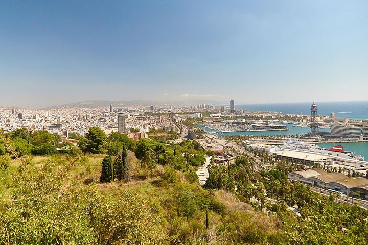 Barcelona Highlights Tour Privado - Image 4