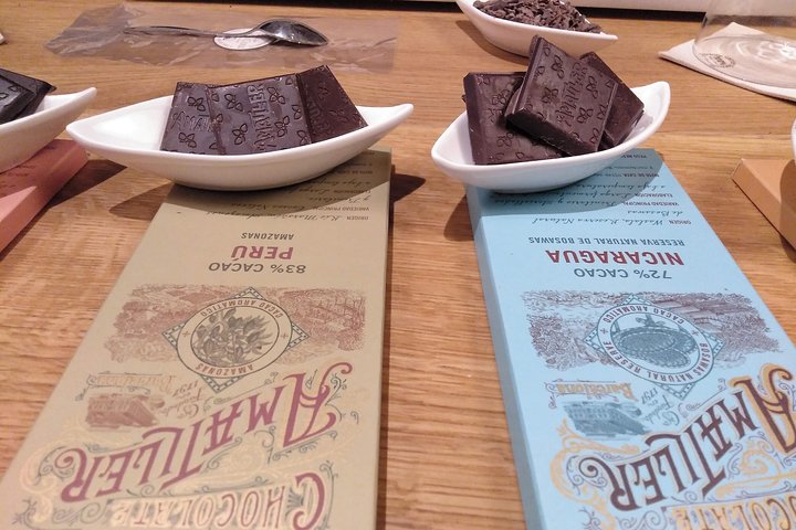 Chocolate tasting room & aromatic cocoa factory tour near Barcelona - Image 3