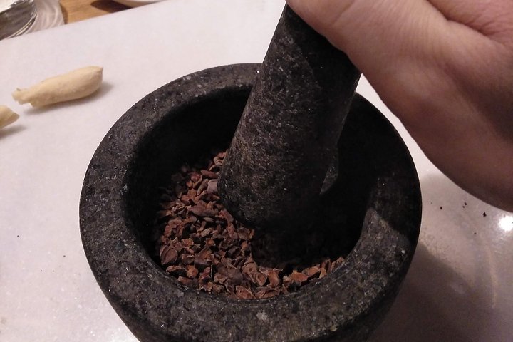 Chocolate tasting room & aromatic cocoa factory tour near Barcelona - Image 5