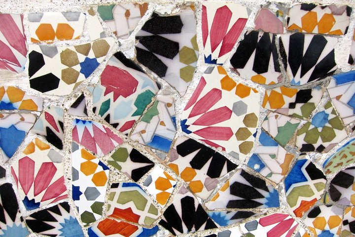 Decoding Gaudí on a private tour with official guide - Image 5