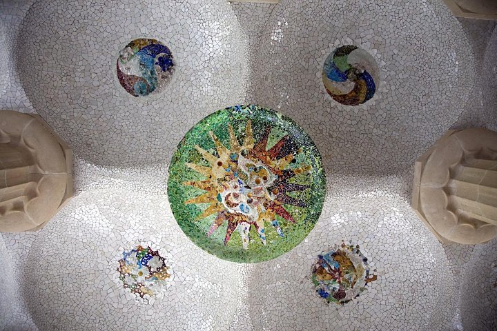 Decoding Gaudí on a private tour with official guide - Image 2