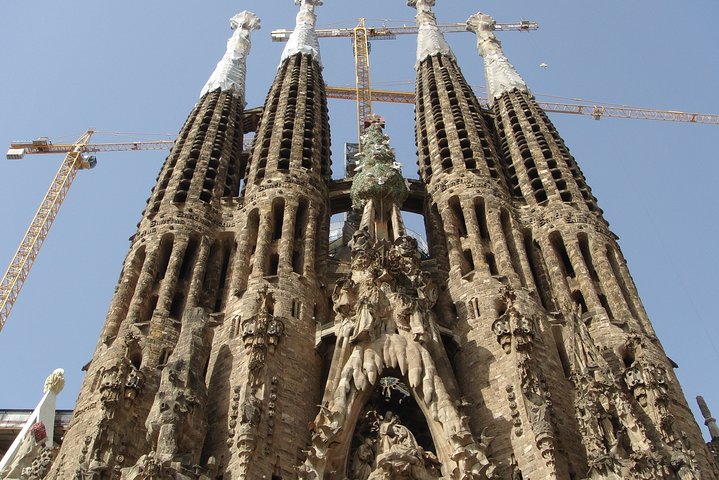 Discover Barcelona Private Tour - Image 5