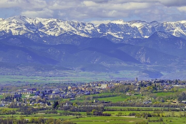 Full Day Private Guided Tour in Cerdanya - Image 4