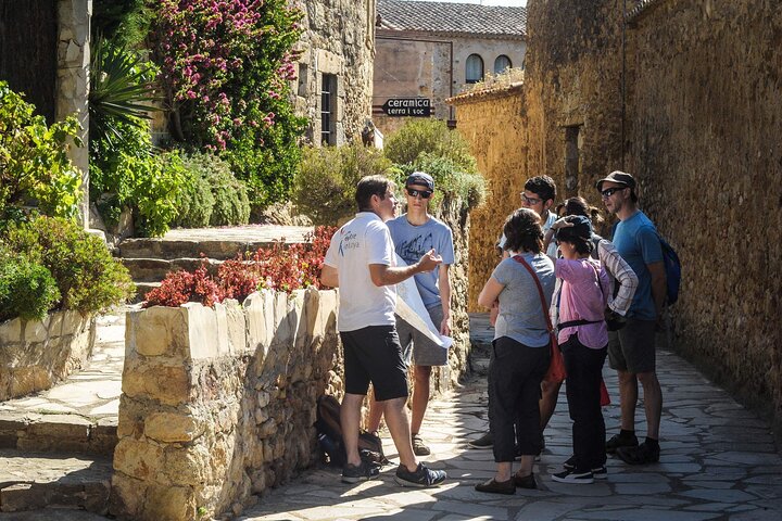 Girona and Costa Brava Private Day Trip from Barcelona - Image 2