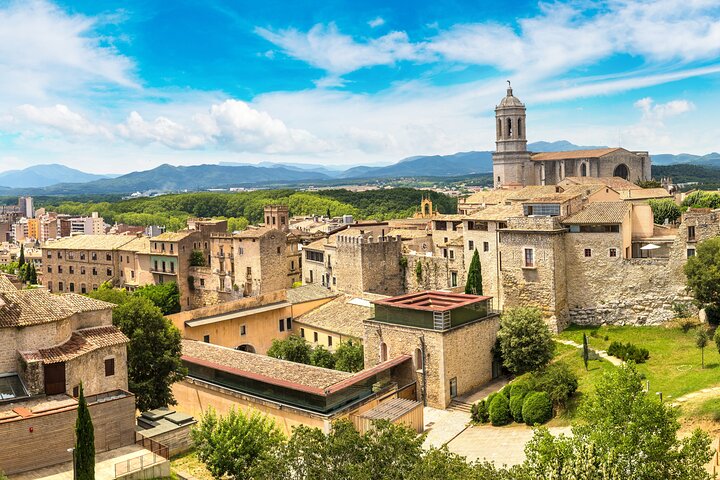 Girona and Costa Brava Private Tour from Barcelona by Car - Image 1