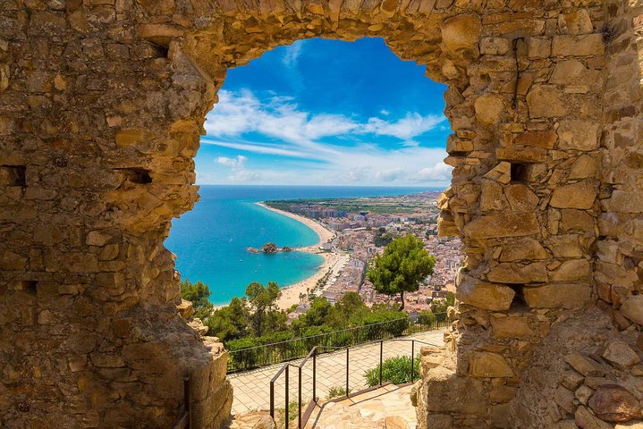 Girona and Costa Brava Private Tour with Pick-up from Barcelona  - Image 1