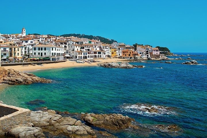 Girona City + Costa Brava Tour - Image 5