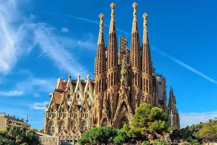 Half Day Best of Barcelona Private Tour - Image 3