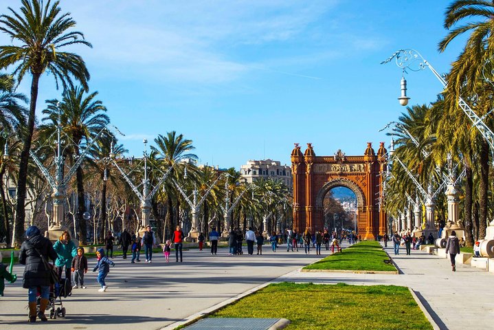 Half Day Best of Barcelona Private Tour - Image 5