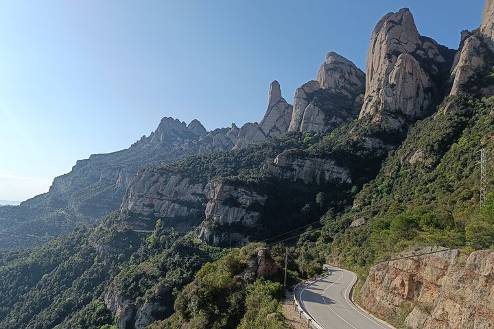 Half Day Private Montserrat Tour - Image 1