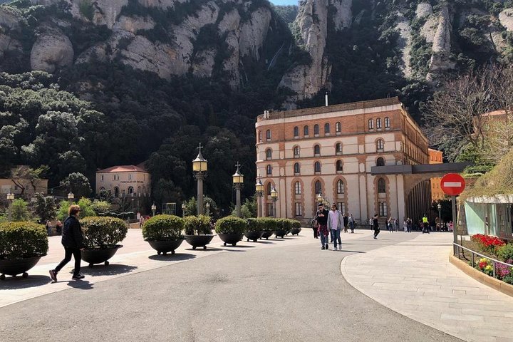 Montserrat Afternoon Private Tour with Pick Up - Image 4