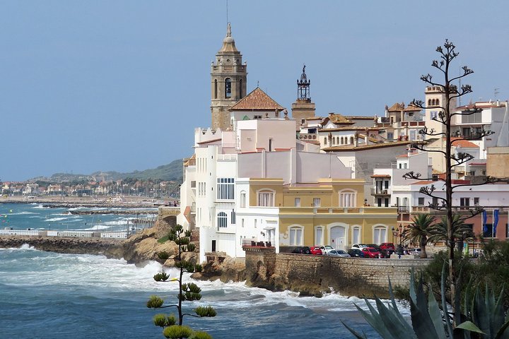 Private 5-hour Tour of Sitges from Barcelona with official tour guide - Image 2