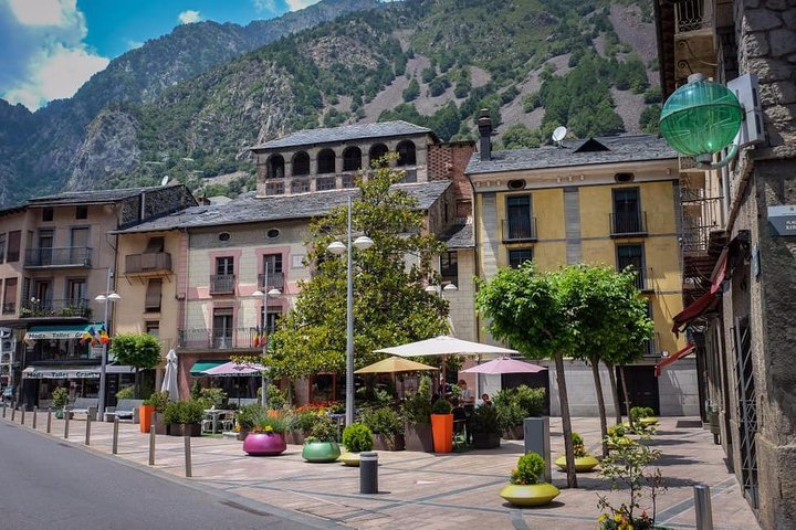 Private Andorra Tour : Sightseeing & Shopping + Local Lunch - Image 2