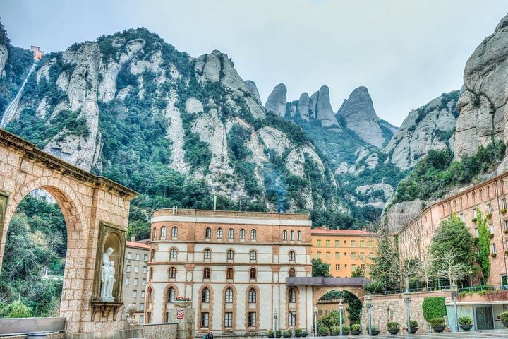 Private Full Day City Tour of Barcelona and Monastery of Montserrat w/ pick up - Image 1