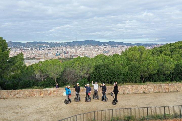 Private Live Guided Segway Tour To Montjuic - Image 4